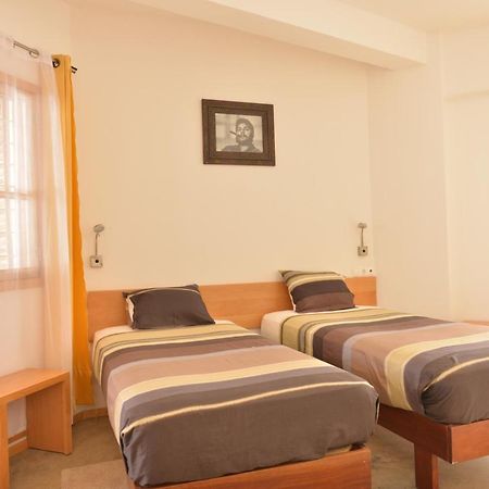 Residencial Che Guevara Bed&Breakfast Mindelo Exterior foto